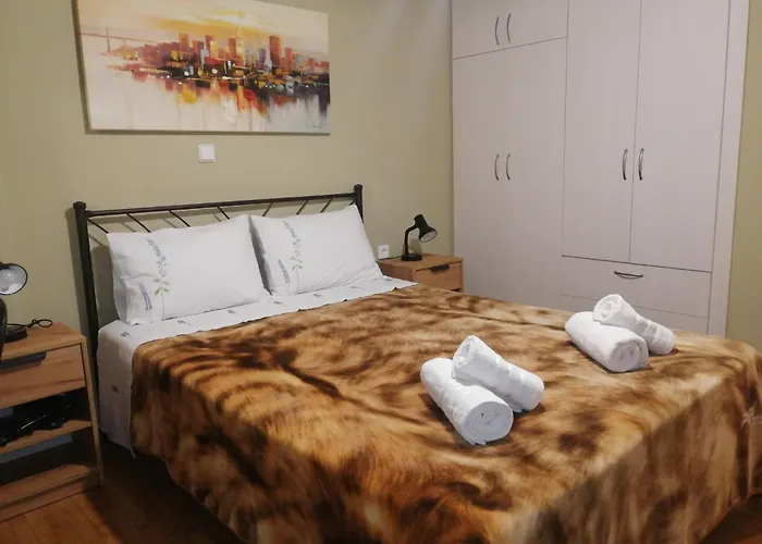 Central Home * קלמאטה