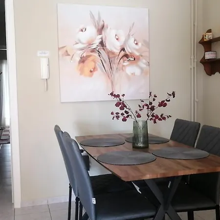 Central Home * Kalamata